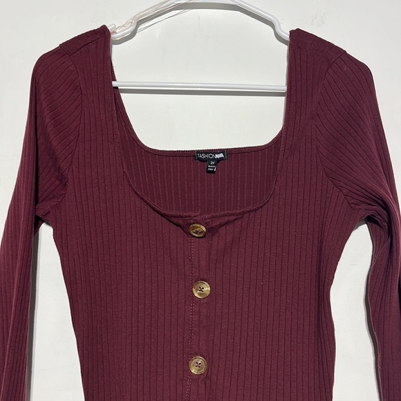 Fashion Nova Only Thing We Know Wine Knit Long Sleeve Button Down Crop Top 2X - Picture 4 of 10
